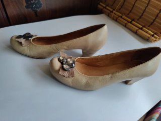 Zapatos Hispanitas Beige