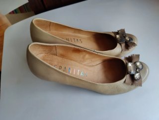 Zapatos Hispanitas Beige