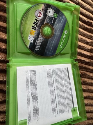 FIFA 16 e FC 24 per Xbox One