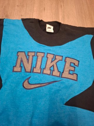 Sudadera Nike Negra y Azul