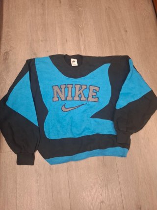 Sudadera Nike Negra y Azul