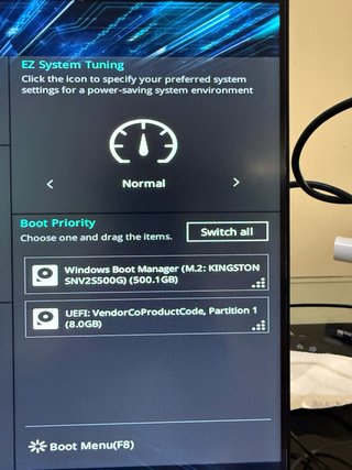 i5 12400, 8GB RAM, 500GB ssd fuente 500w