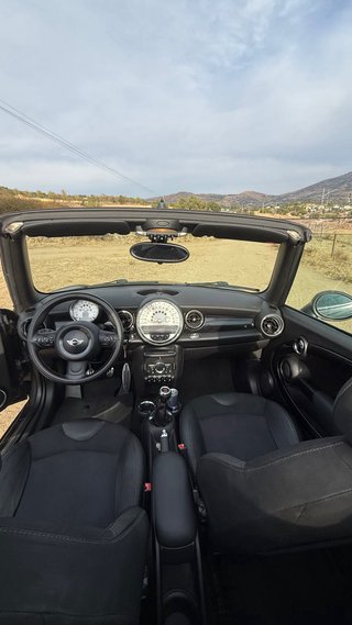 MINI Cooper 2011