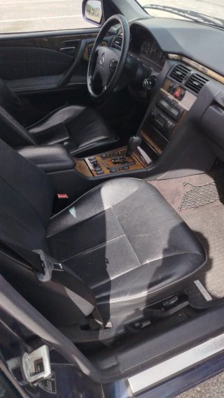 Mercedes-Benz Clase E 2000
