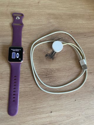 Apple Watch Series 2 38mm Morado