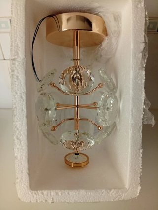 Lámpara colgante cristal y metal dorado