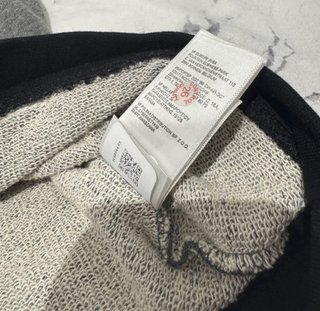 Sudadera The North Face gris y negra