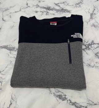 Sudadera The North Face gris y negra