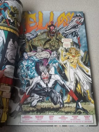DC Comics JLA: Nuevo orden nundial