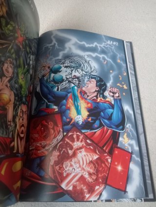 DC Comics JLA: Nuevo orden nundial
