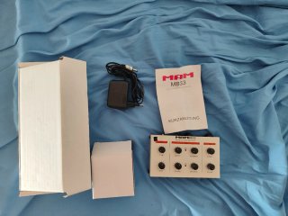Sintetizador Analógico MAM MB33