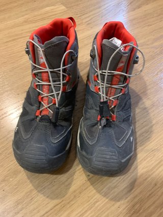 Botas de Montaña Waterproof talla 36