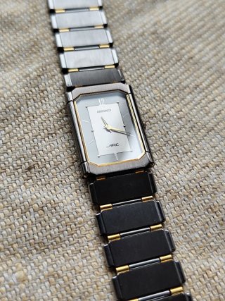 Reloj Seiko ARC Tank