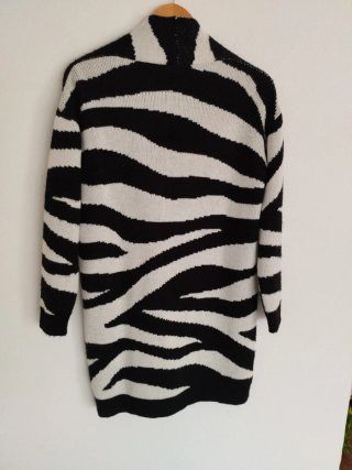 Chaqueta de punto estampado cebra