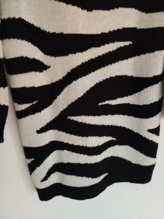 Chaqueta de punto estampado cebra