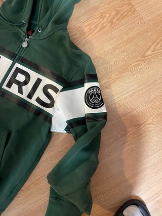 Chaqueta Jordan Paris Verde y Blanca