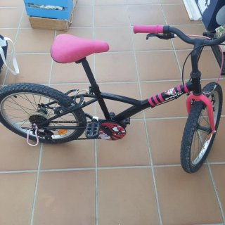 Bicicleta Infantil Btwin 20 Pulgadas + Casco
