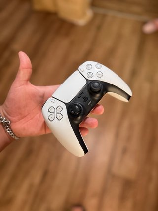 Consola PS5 con 2 Mandos