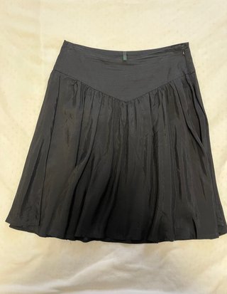 Falda Benetton 100% Seda Negra