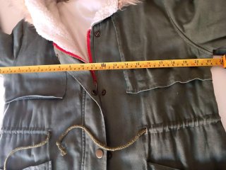 Chaqueta Verde con Capucha Talla L