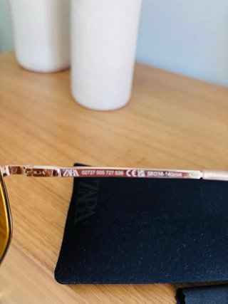 Gafas de sol Zara blancas