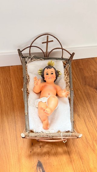 Niño Jesús de Olot 30cm con Cuna