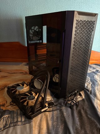 Caja PC Gamer Tempest + Refrigeración Líquida