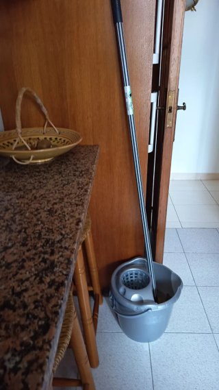Ofrezco servicio de limpieza y cuidado de personas