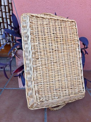 Antigua cesta mimbre