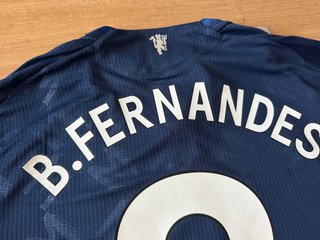Camiseta Manchester United Away Bruno Fernandes XL