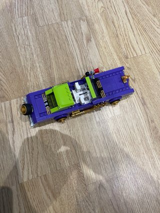 Coche LEGO Joker