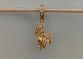 Charm Colgante Mariposas Triple dorado