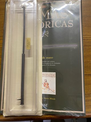 Coleccion 50 maquetas armas historicas.
