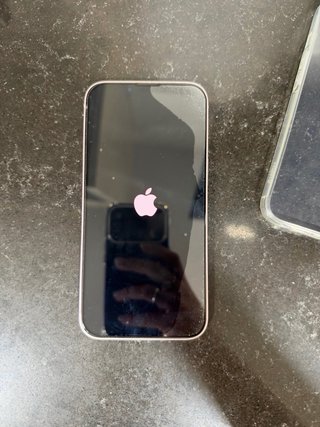 iPhone 13 Rosa