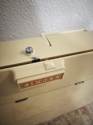 Máquina de coser Singer Starlet vintage