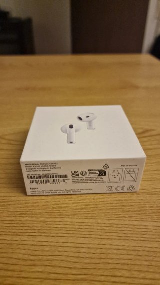 Apple AirPods 4 con Cancelación de Ruido