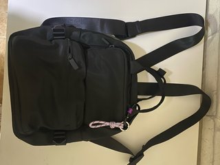 Mochila pequeña negra