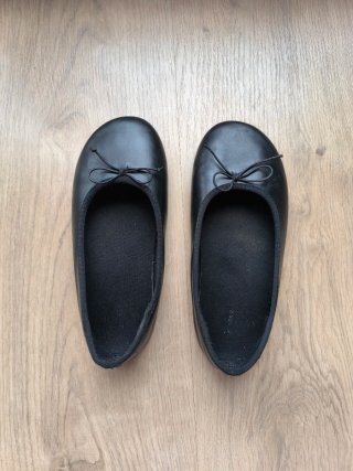 Lote 2 pares Merceditas barefoot T.33 Lefties