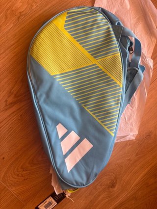 Paletero Adidas Azul y Lima