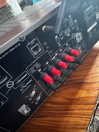 Receptor AV Yamaha RX-V483 (Para reparar)