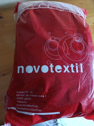 Albornoz con capucha Novotextil azul