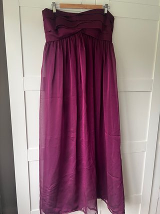 Vestido largo de fiesta De Laru morado
