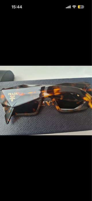 Gafas de sol Prada marrones