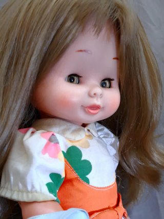 Muñeca antigua años 70