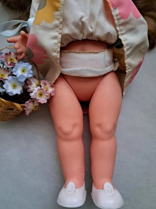 Muñeca antigua años 70