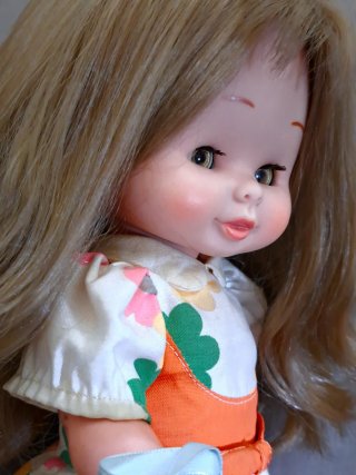 Muñeca antigua años 70