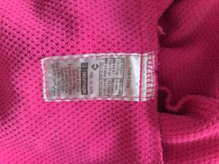 Traje de baño neopreno niña Nabaiji y albornoz