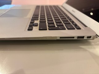 Portátil Apple Macbook Air 13’’ (2017)