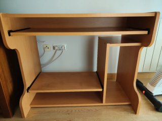 Mesa escritorio madera clara