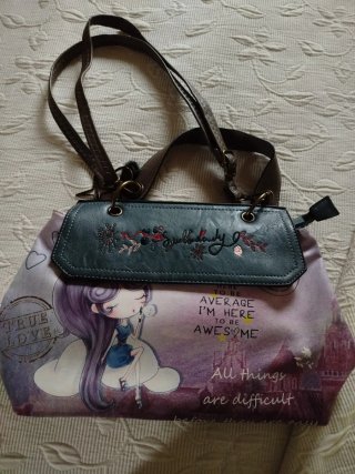 Bolso con estampado ilustrado